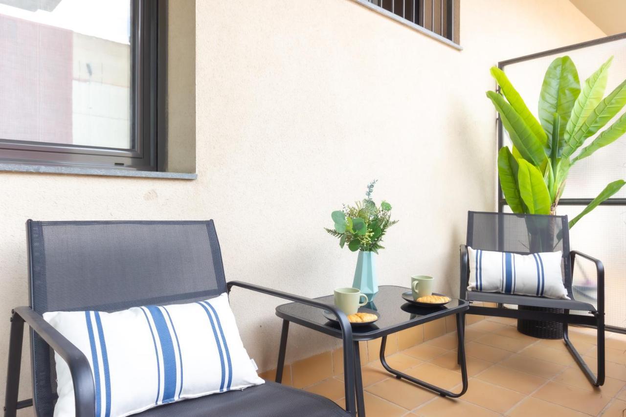Apartmán Elegante Duplex En Terrassa, Barcelona Exteriér fotografie